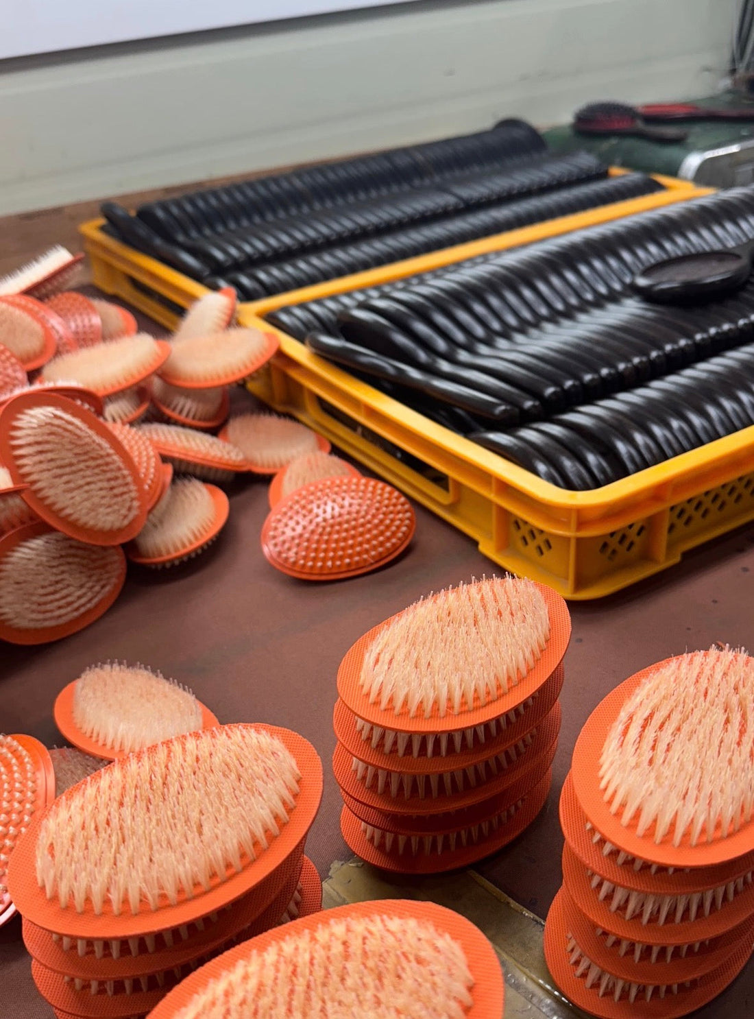 SHARRって何で予約販売なの？？